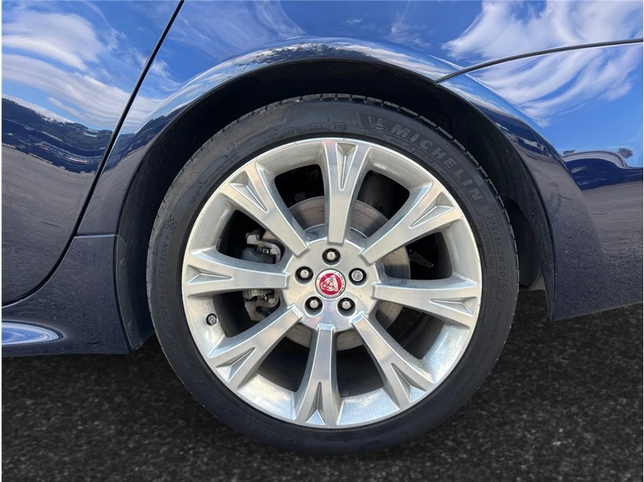 2016 Jaguar X351 XJ - Image 12 of 21