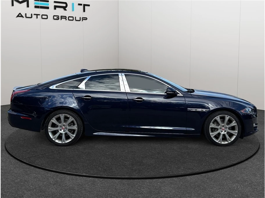 2016 Jaguar X351 XJ - Image 10 of 21