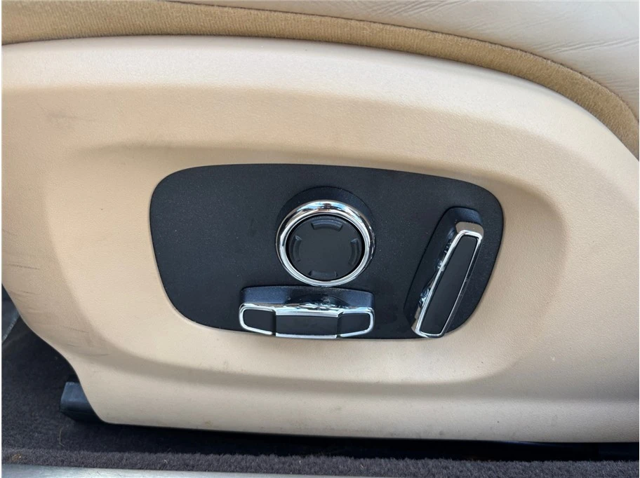 2016 Jaguar X351 XJ - Image 18 of 21
