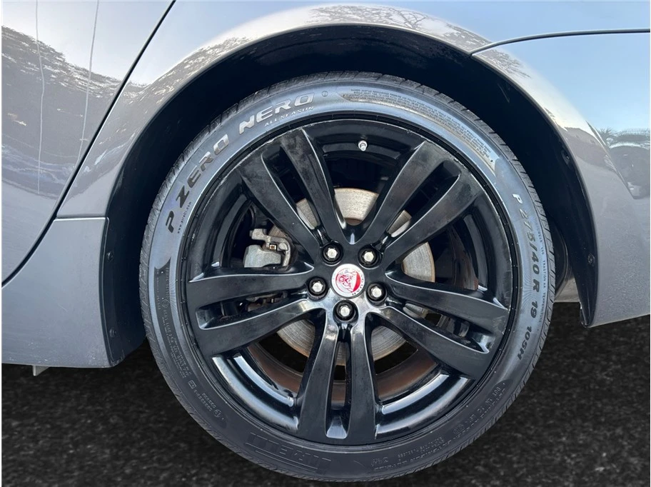 2016 Jaguar X351 XJ - Image 13 of 21