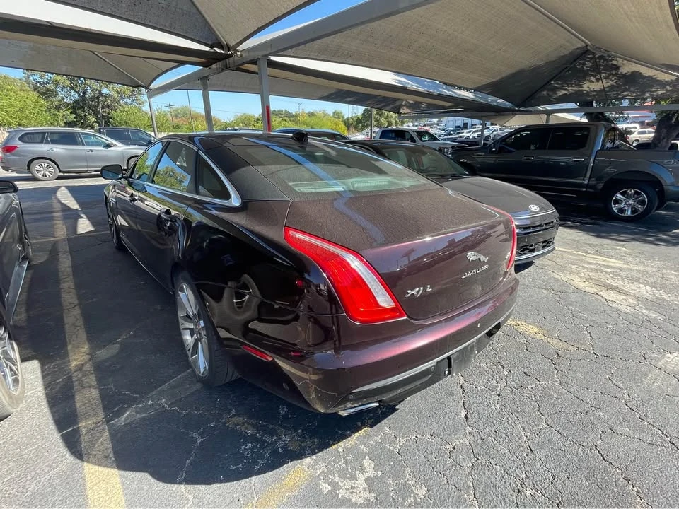 2016 Jaguar X351 XJ - Image 6 of 10