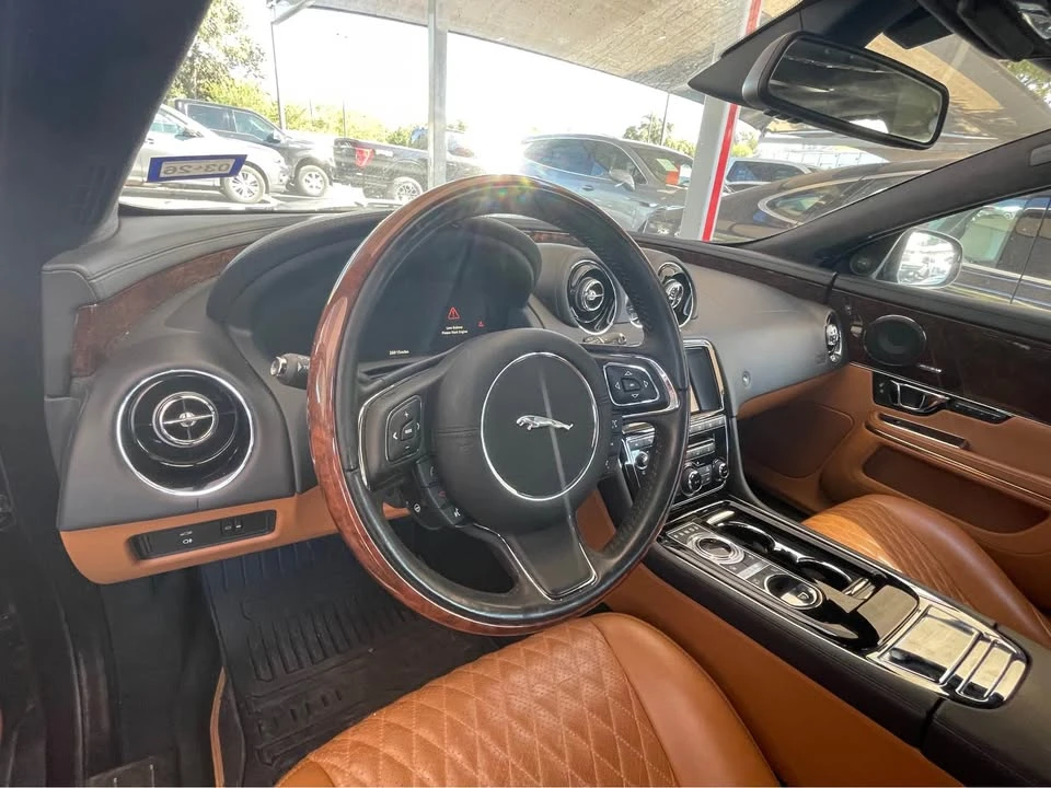 2016 Jaguar X351 XJ - Image 10 of 10