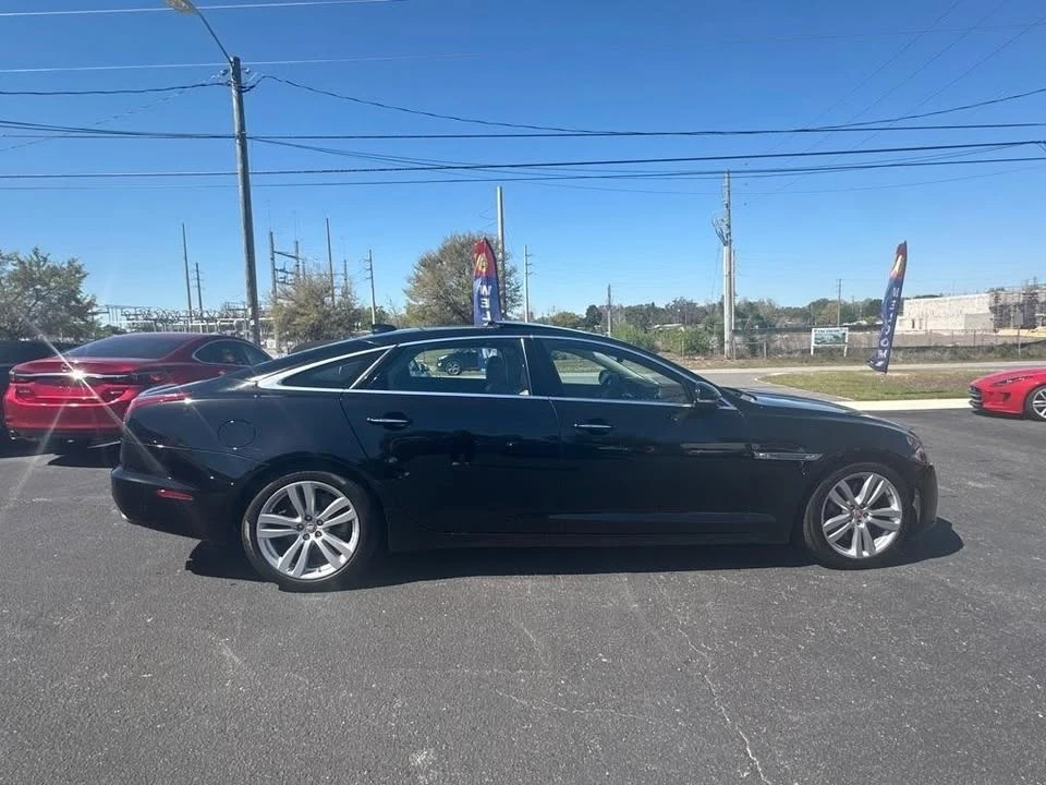 2016 Jaguar X351 XJ - Image 6 of 18