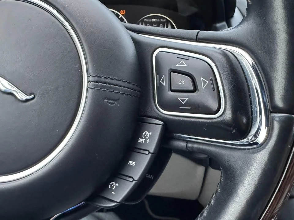 2016 Jaguar X351 XJ - Image 13 of 20