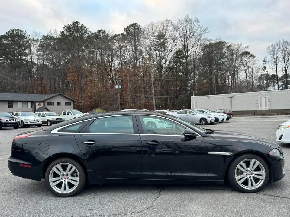 2016 Jaguar X351 XJ - Image 8 of 20