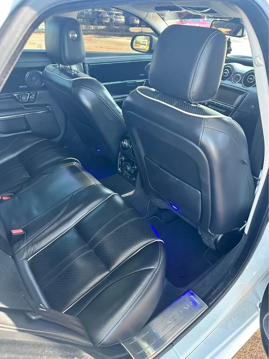2016 Jaguar X351 XJ - Image 9 of 13