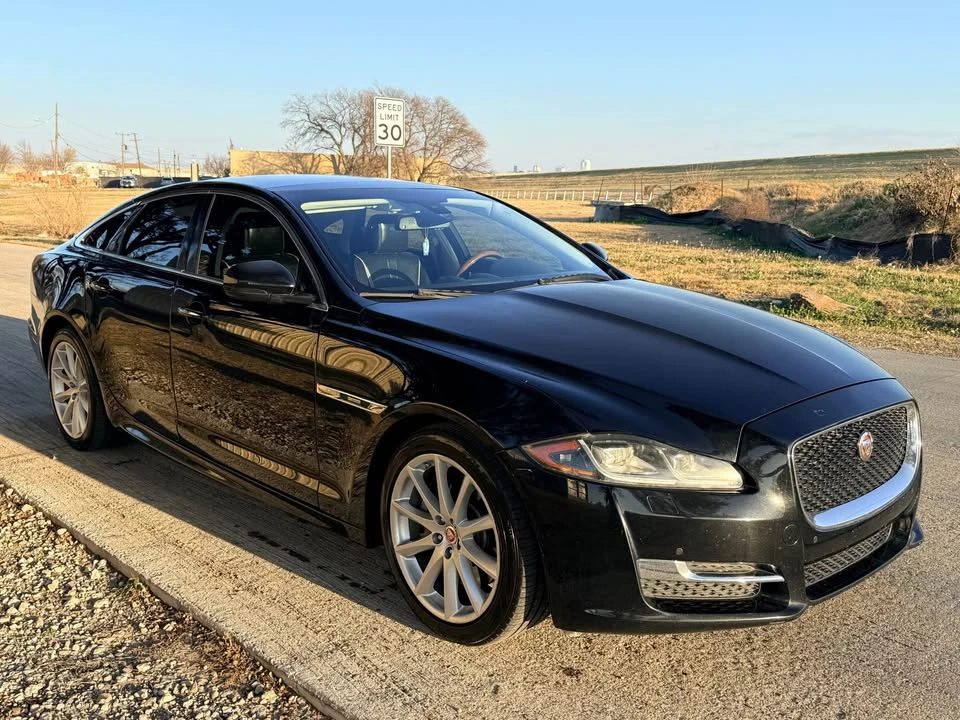 2016 Jaguar X351 XJR - Image 3 of 18