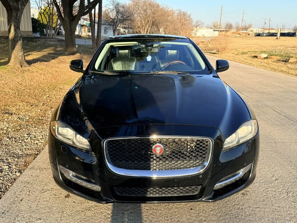2016 Jaguar X351 XJR - Image 4 of 18