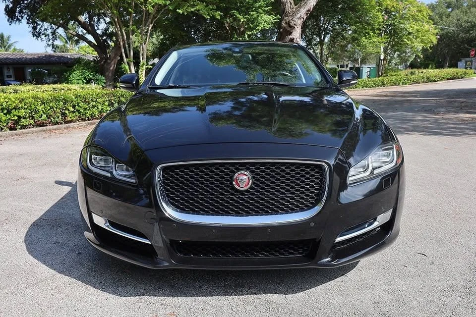 2016 Jaguar X351 XJ - Image 9 of 20