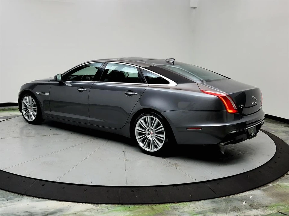 2016 Jaguar X351 XJR - Image 7 of 12