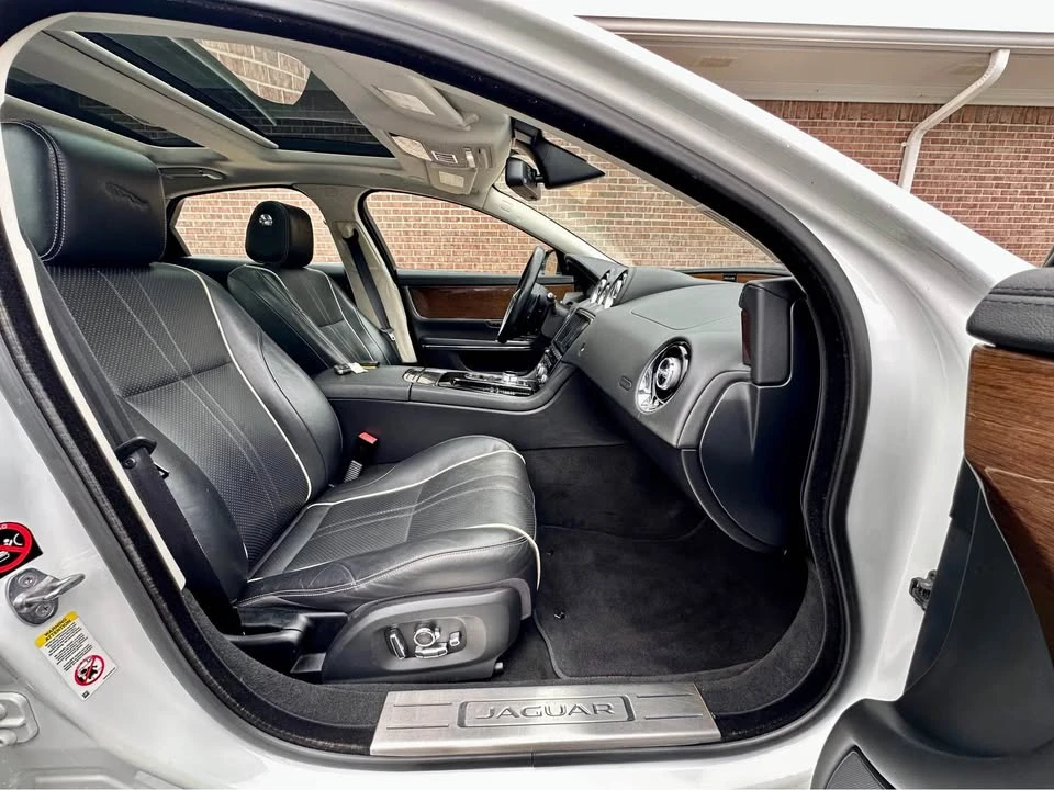 2016 Jaguar X351 XJR - Image 13 of 20