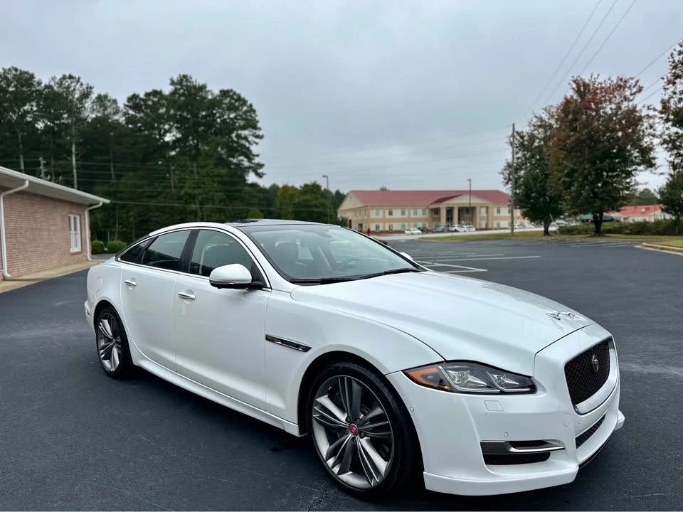 2016 Jaguar X351 XJR - Image 10 of 20