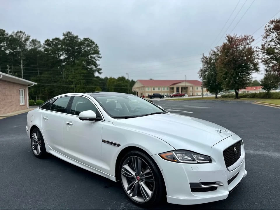 2016 Jaguar X351 XJR - Image 9 of 20