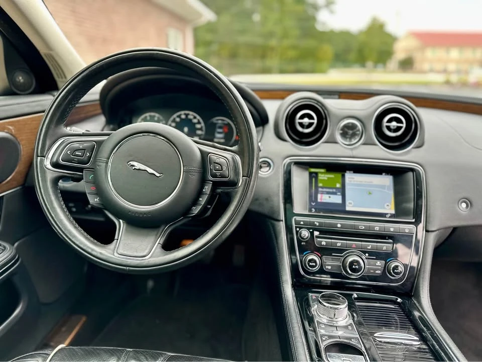 2016 Jaguar X351 XJR - Image 19 of 20
