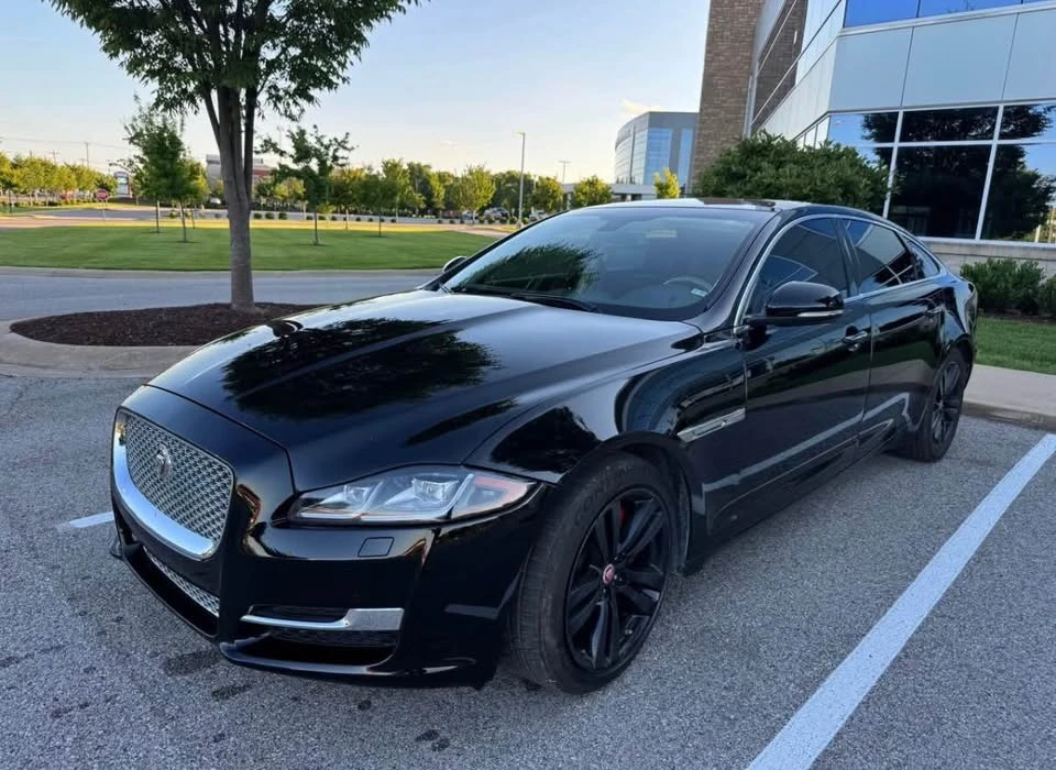2016 Jaguar X351 XJR - Image 3 of 12