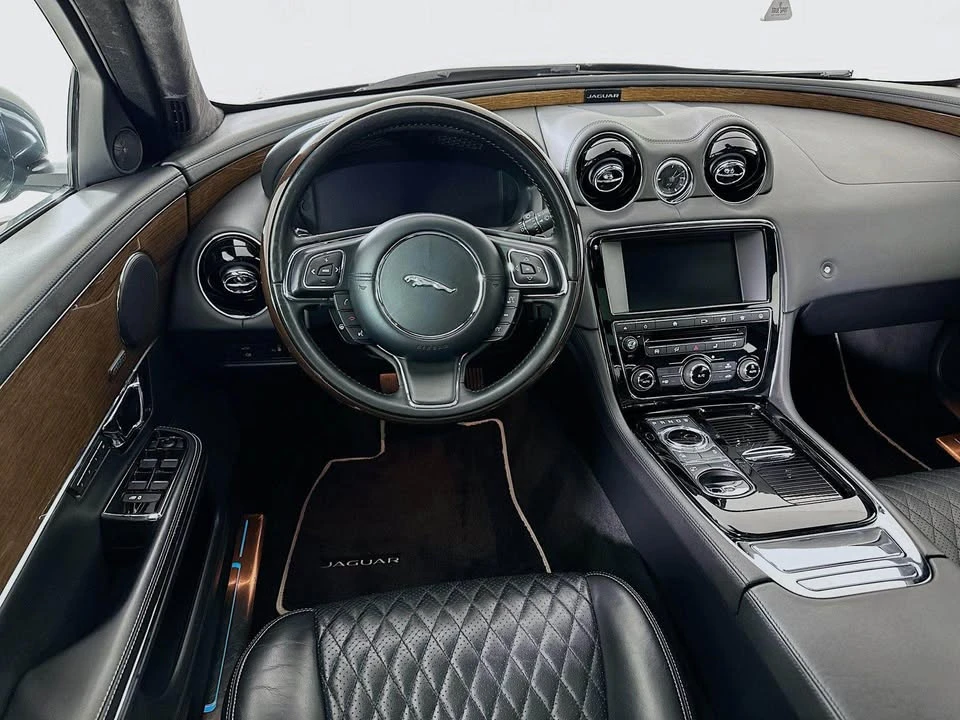 2016 Jaguar X351 XJR - Image 16 of 19