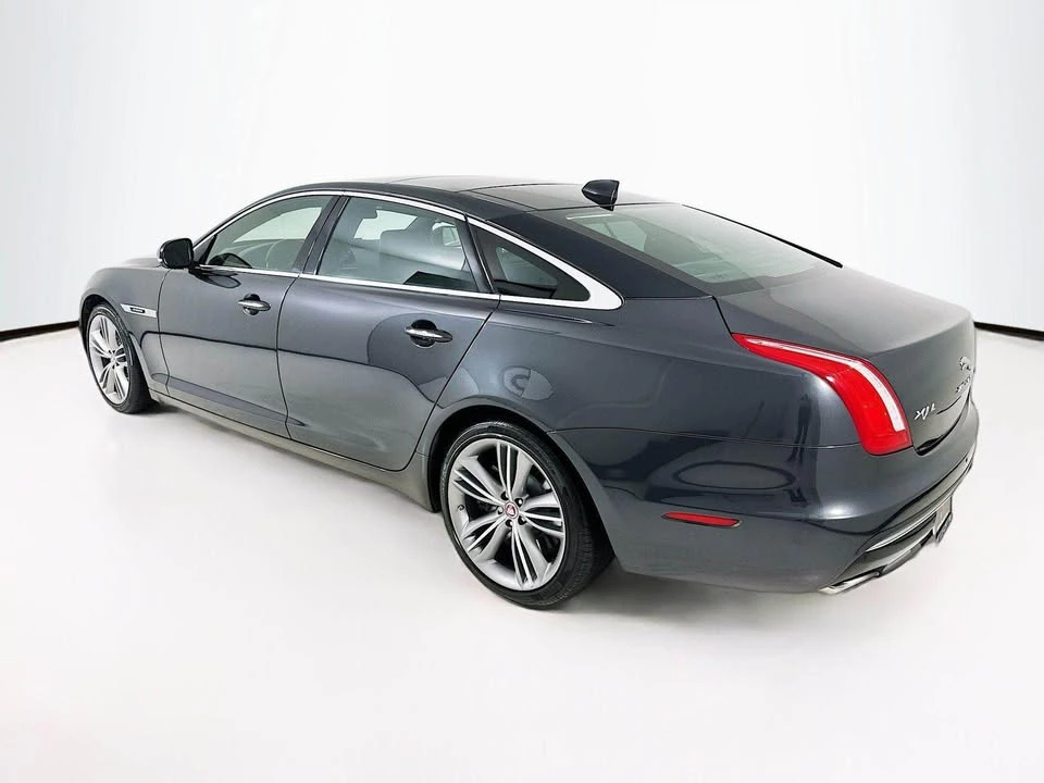 2016 Jaguar X351 XJR - Image 9 of 19