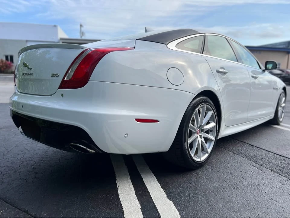 2016 Jaguar X351 XJ - Image 5 of 14