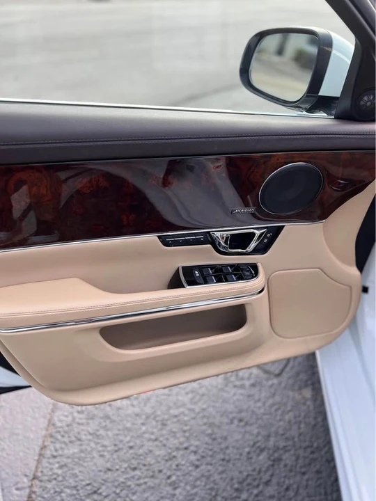 2016 Jaguar X351 XJ - Image 12 of 14