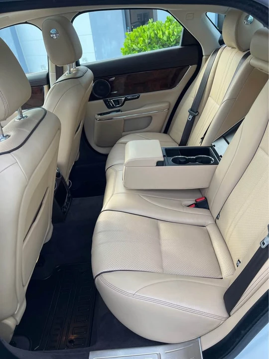 2016 Jaguar X351 XJ - Image 11 of 14