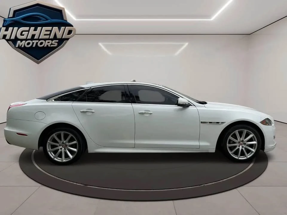 2016 Jaguar X351 XJR - Image 3 of 16