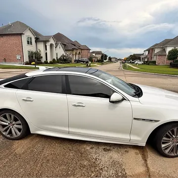 2016 Jaguar XJ R-Sport Sedan 4D