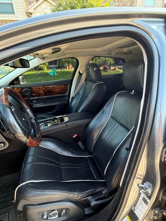 2016 Jaguar X351 XJ - Image 8 of 10