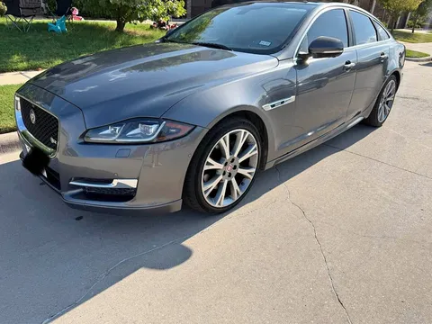 2016 Jaguar XJ XJ R-Sport Sedan 4D