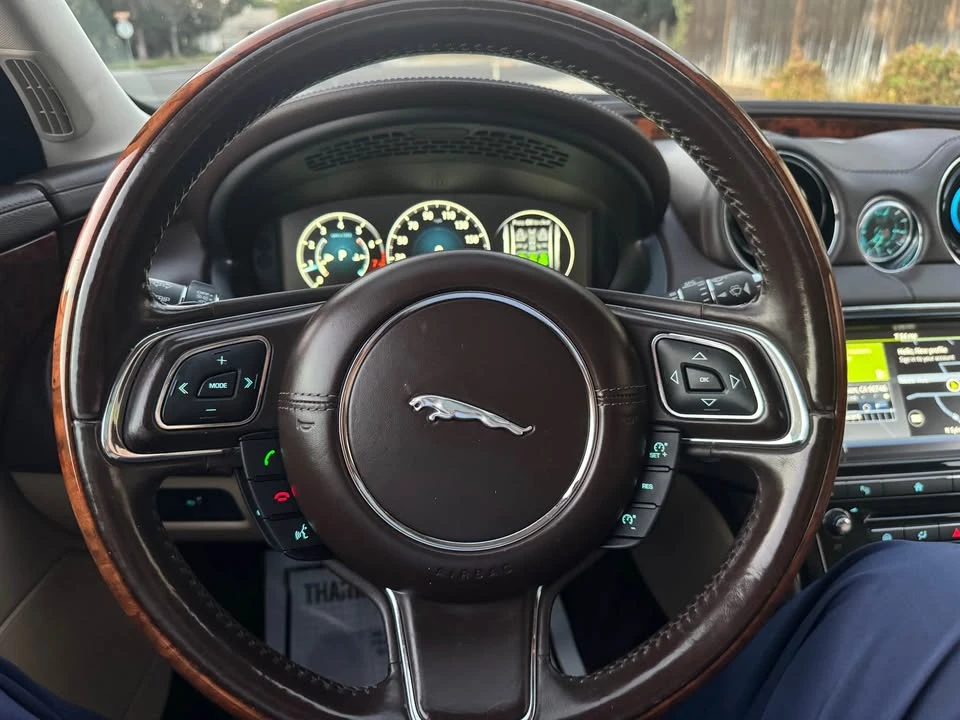 2016 Jaguar X351 XJ - Image 15 of 19