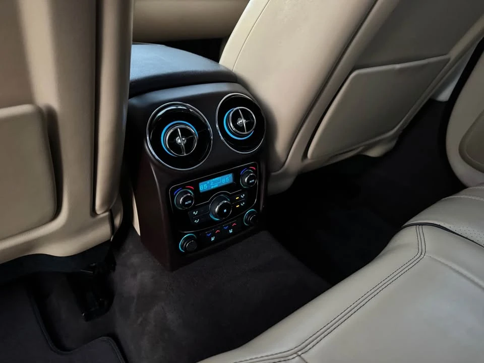 2016 Jaguar X351 XJ - Image 17 of 19