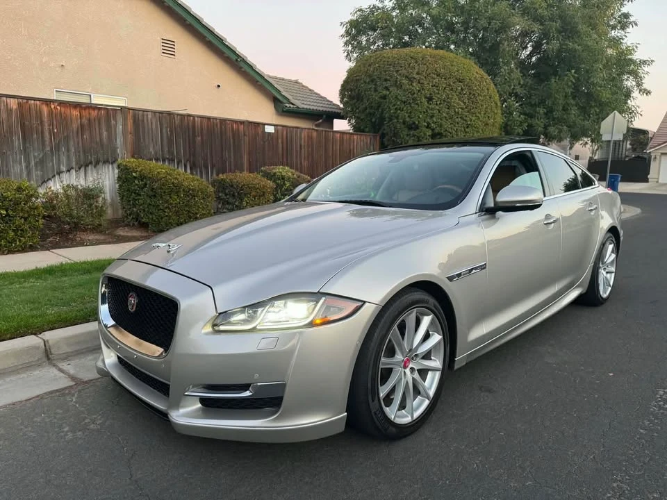 2016 Jaguar X351 XJ - Image 3 of 19