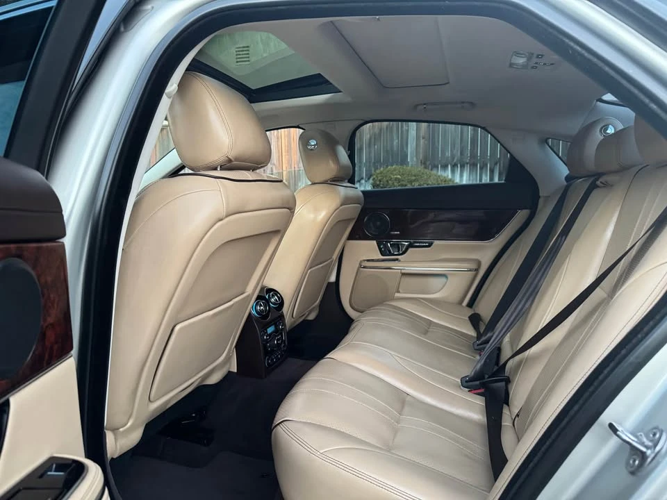 2016 Jaguar X351 XJ - Image 12 of 19