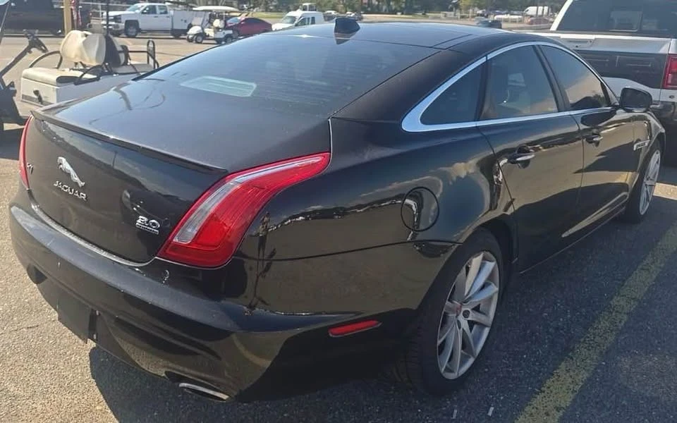2016 Jaguar X351 XJ - Image 4 of 10