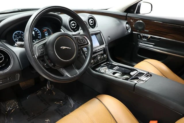 2016 Jaguar X351 XJ - Image 2 of 12