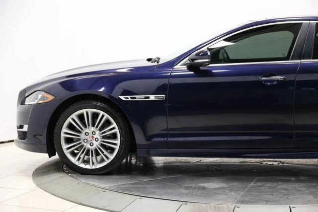 2016 Jaguar X351 XJ - Image 6 of 12