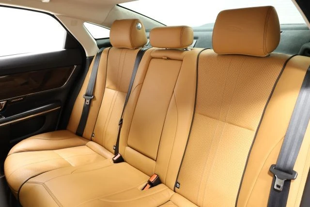 2016 Jaguar X351 XJ - Image 3 of 12