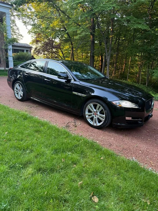 2016 Jaguar X351 XJ - Image 3 of 16