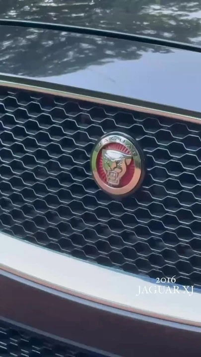 2016 Jaguar X351 XJ - Image 16 of 16
