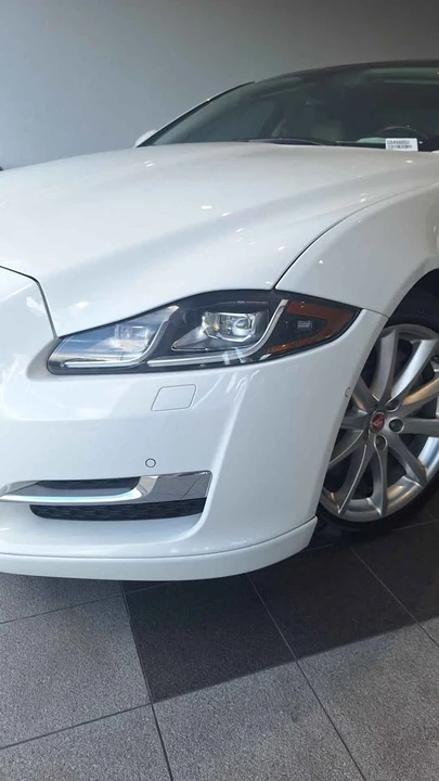 2016 Jaguar X351 XJ - Image 2 of 15