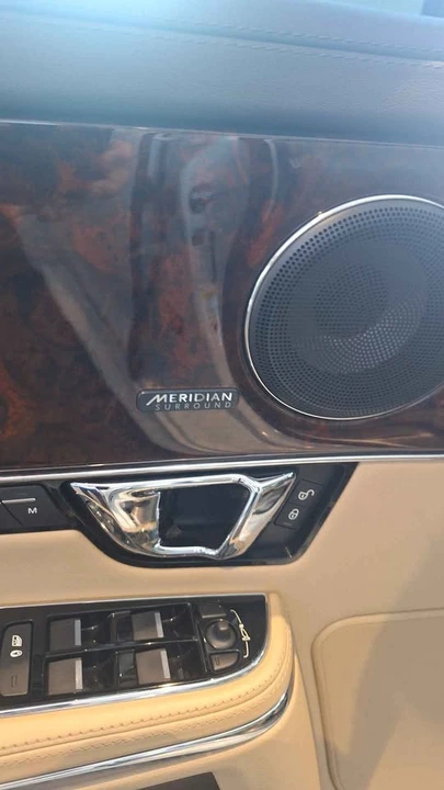 2016 Jaguar X351 XJ - Image 7 of 15
