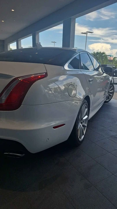 2016 Jaguar X351 XJ - Image 13 of 15