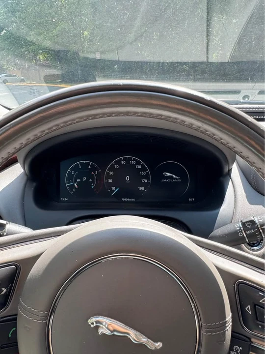 2016 Jaguar X351 XJ - Image 16 of 20