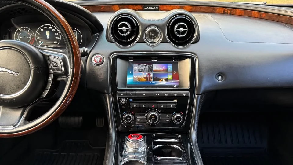 2016 Jaguar X351 XJ - Image 19 of 20