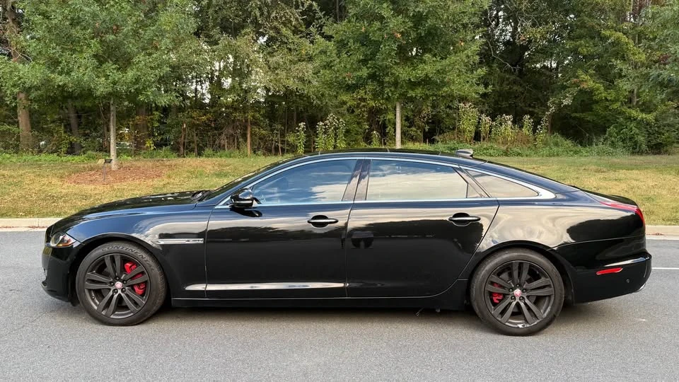 2016 Jaguar X351 XJ - Image 4 of 20