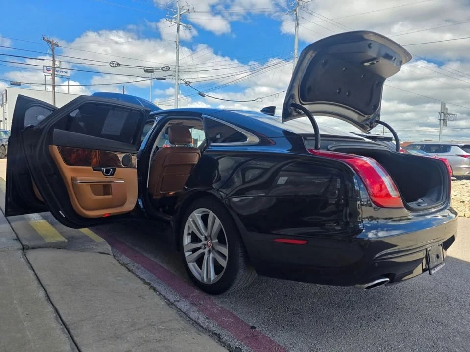 2016 Jaguar X351 XJ - Image 14 of 15