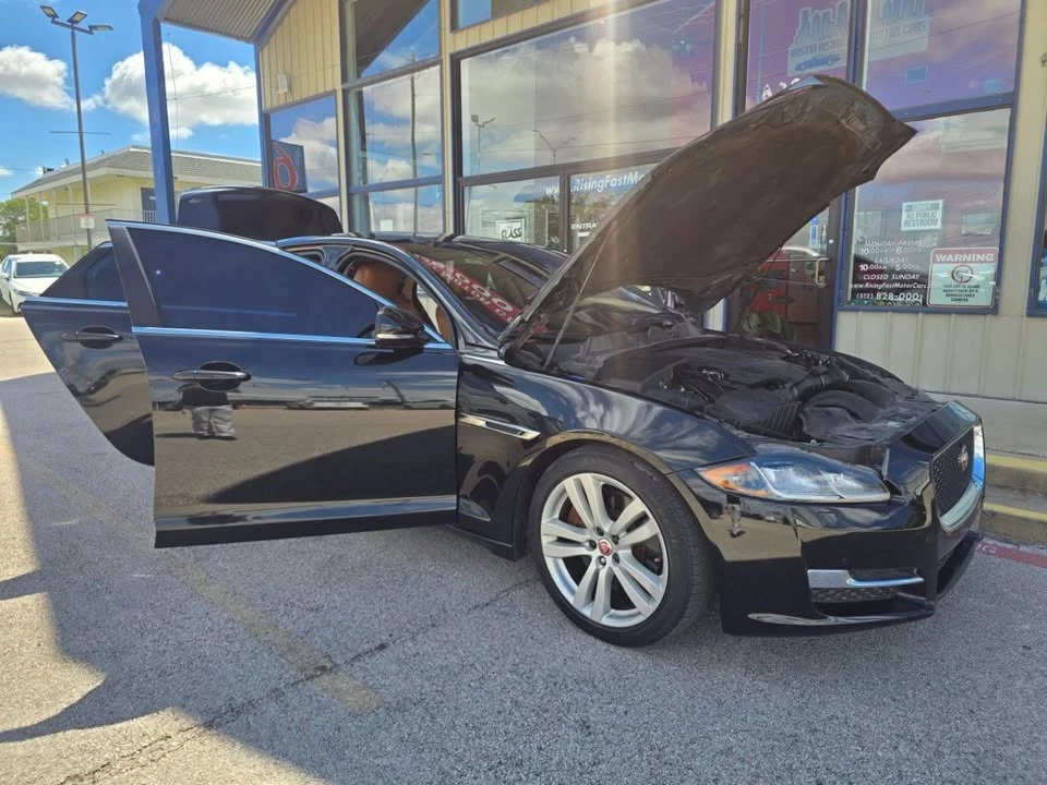 2016 Jaguar X351 XJ - Image 9 of 15
