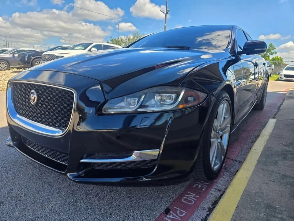 2016 Jaguar X351 XJ - Image 11 of 20