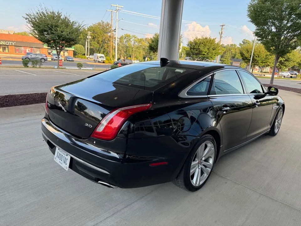 2016 Jaguar X351 XJ - Image 5 of 20