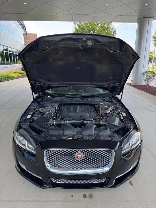 2016 Jaguar X351 XJ - Image 13 of 20
