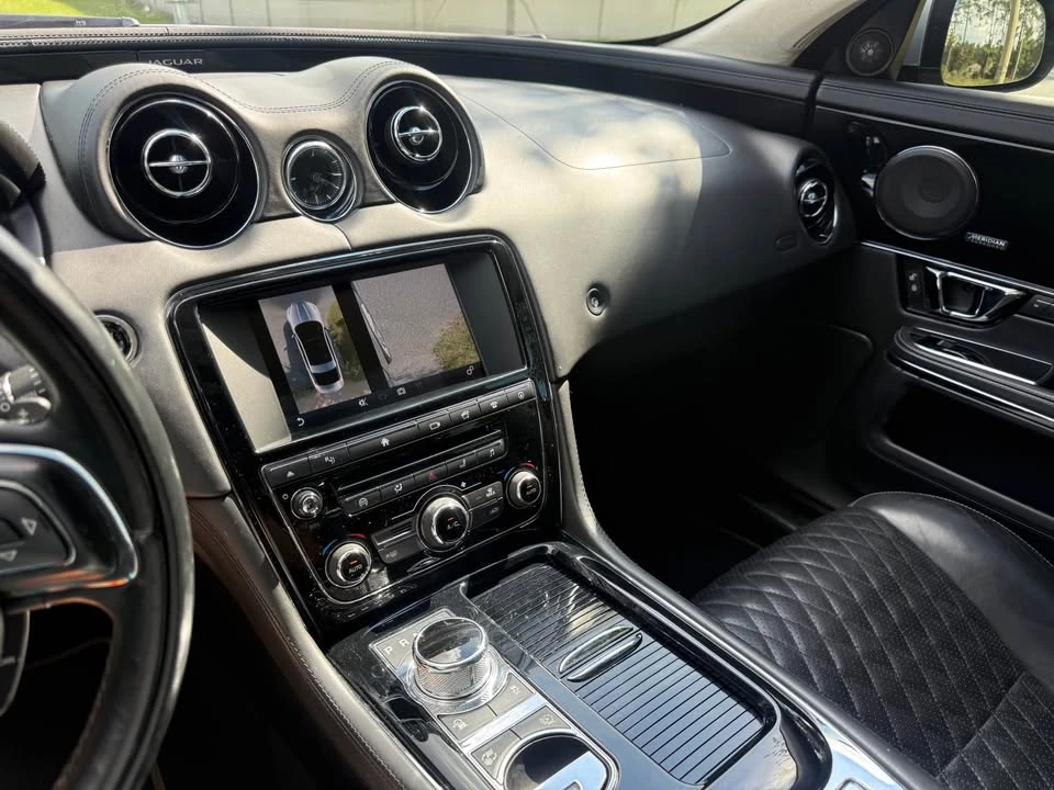2016 Jaguar X351 XJ - Image 12 of 20